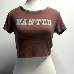 Garage Size Medium Wanted Crop T Shirt